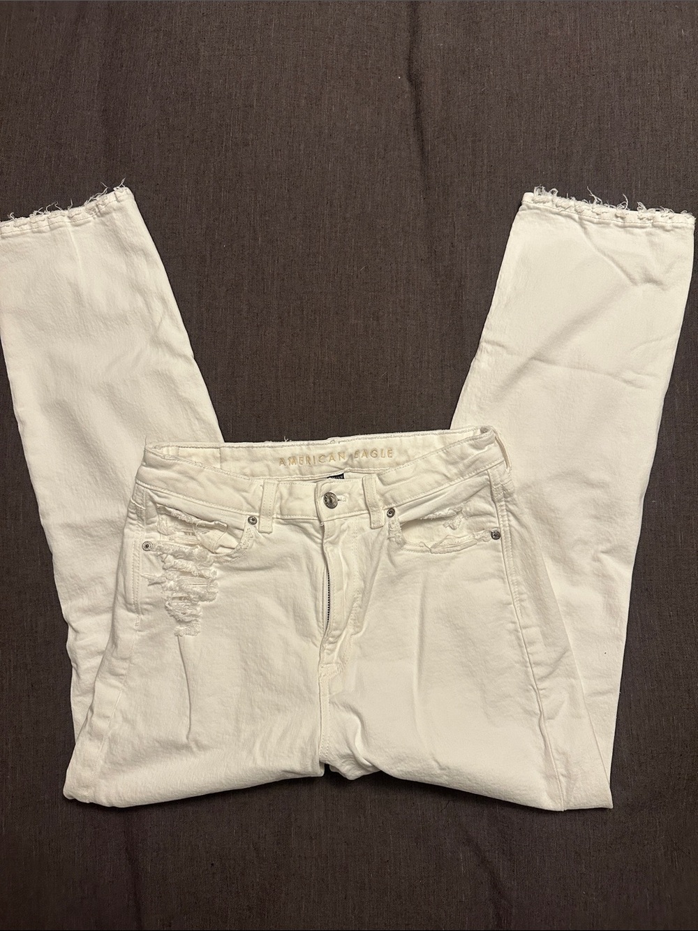 American Eagle Outfitters White Distressed Ankle Crop Jeans
